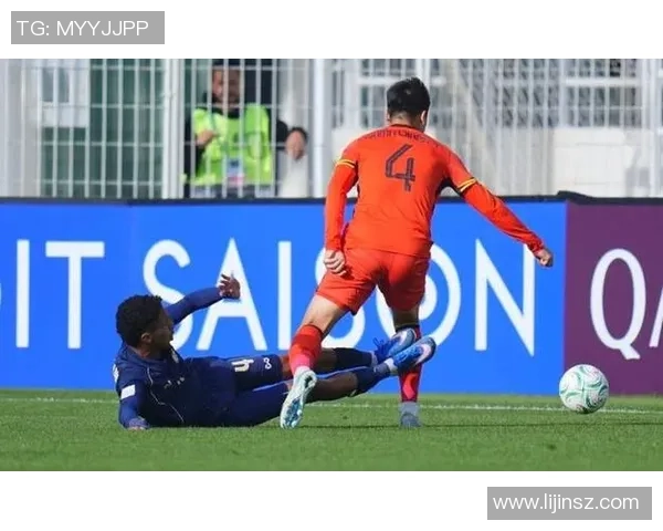 战火中逆袭！巴勒斯坦男足创59年前史+两场零封对手，给国足“上了一课”